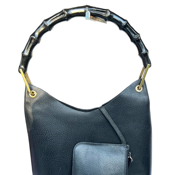 Bamboo Handle Gucci with large pouch - Picture 10 of 11
